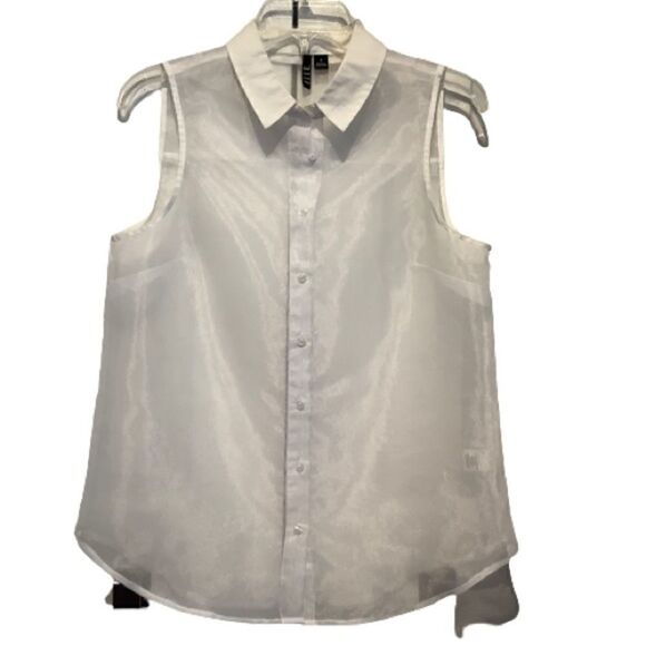 ELLE SHEER SLEEVELESS BUTTON UP TOP SIZE 6‎ - Picture 1 of 6